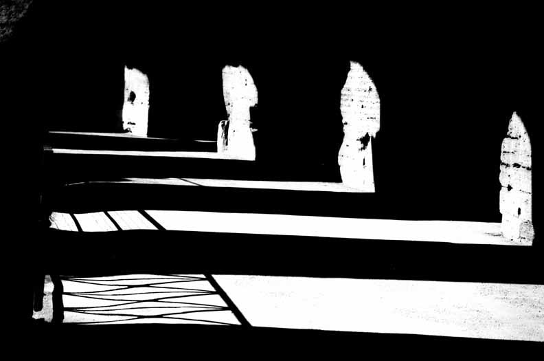 צל עובר - Moving Shadow # 9